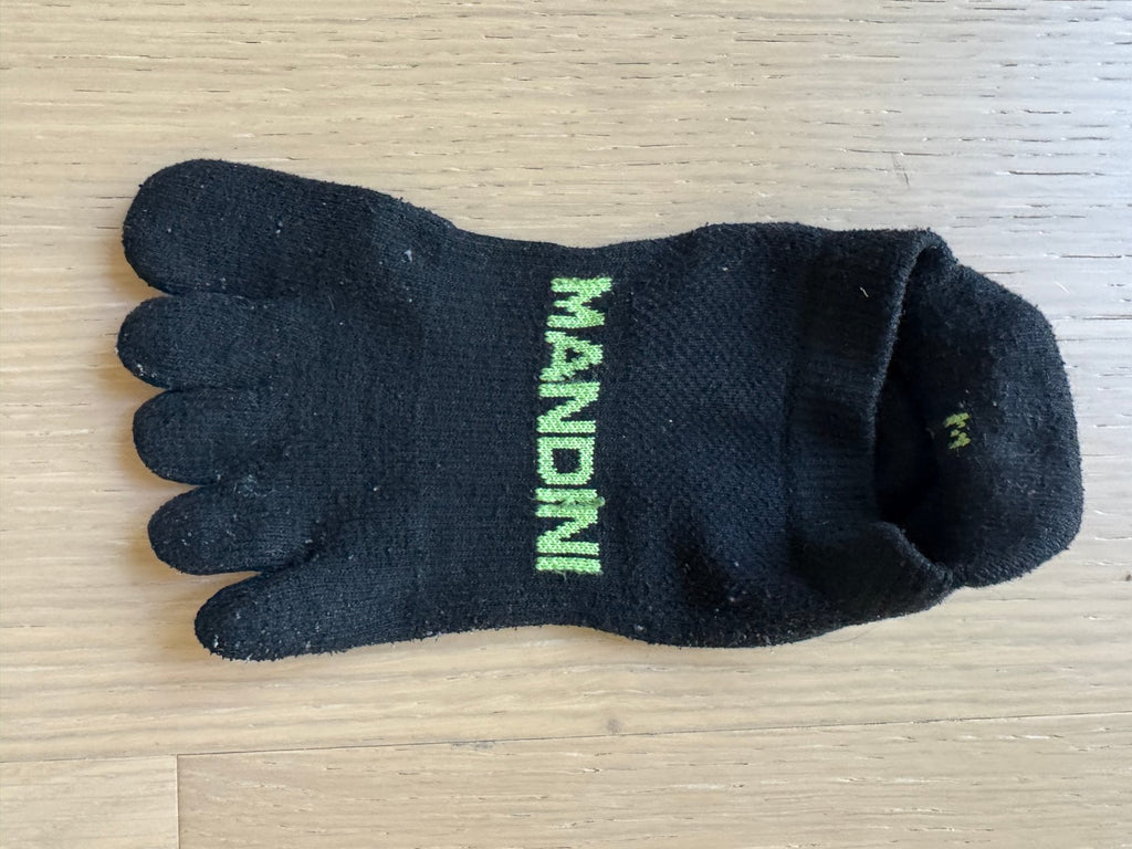MANDINI Long Distance Toe Socks